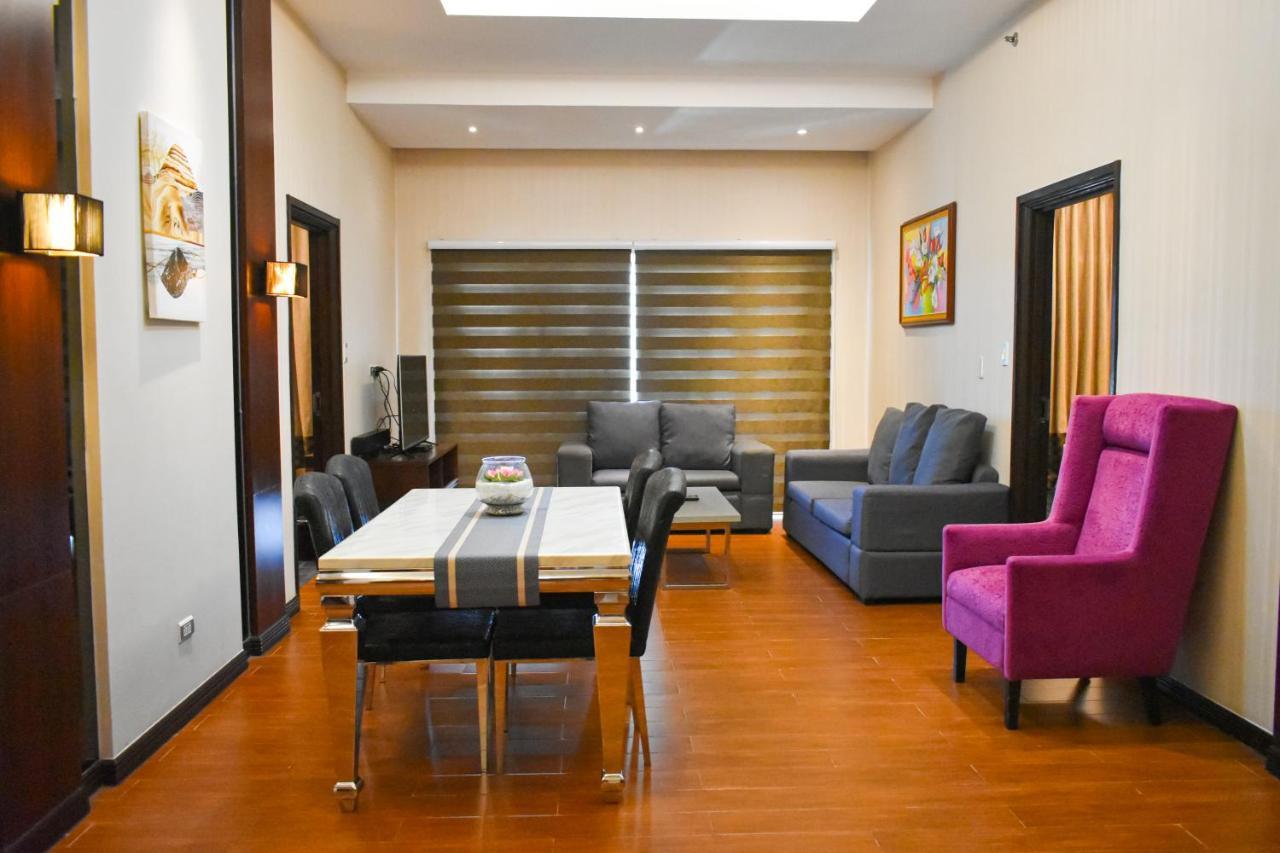 Mg Grand Hotel Olongapo Bagian luar foto
