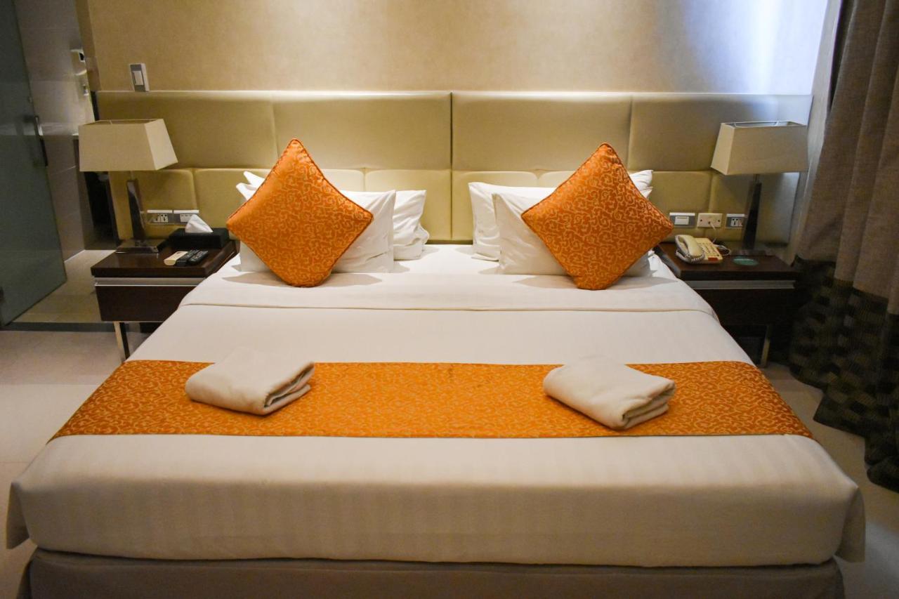 Mg Grand Hotel Olongapo Bagian luar foto