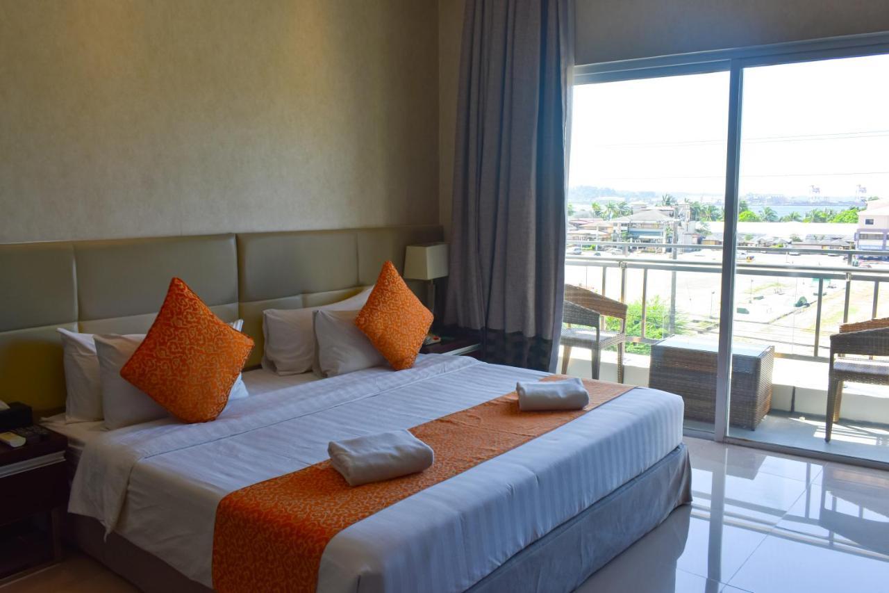 Mg Grand Hotel Olongapo Bagian luar foto