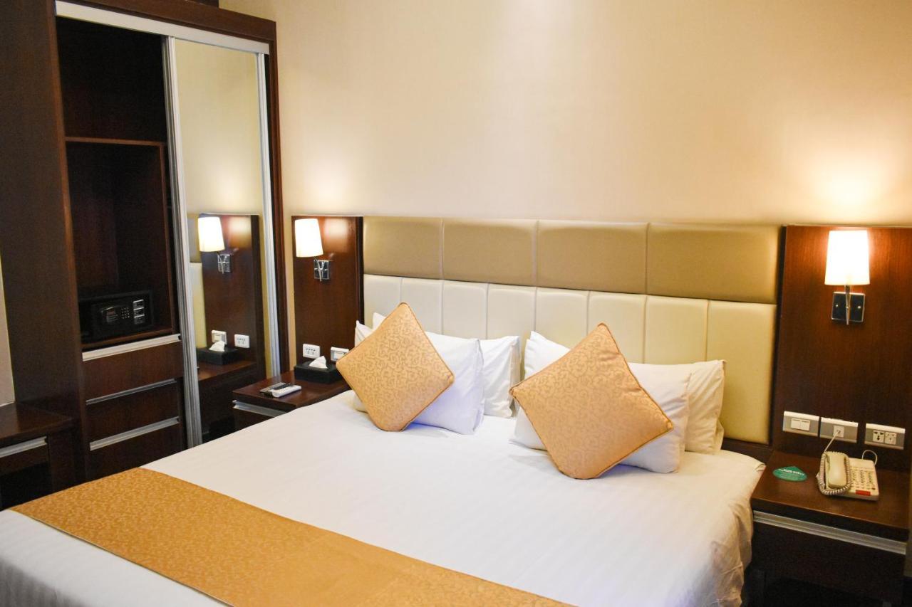 Mg Grand Hotel Olongapo Bagian luar foto