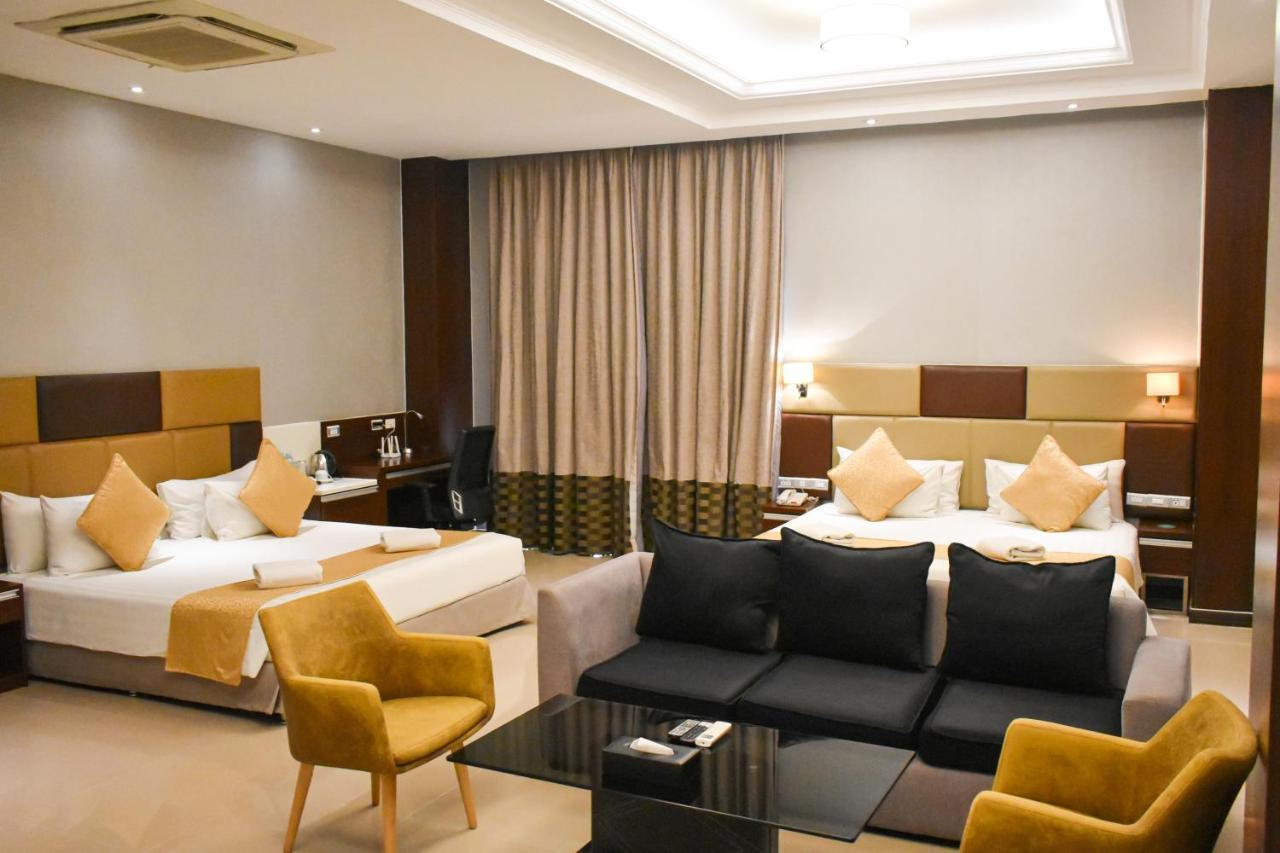 Mg Grand Hotel Olongapo Bagian luar foto