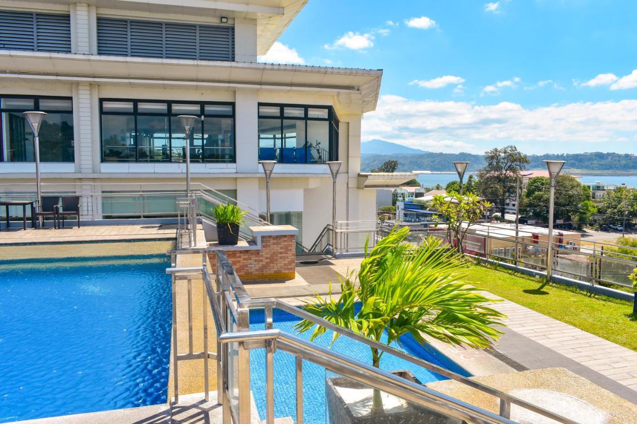 Mg Grand Hotel Olongapo Bagian luar foto