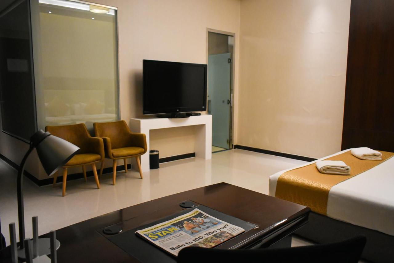 Mg Grand Hotel Olongapo Bagian luar foto